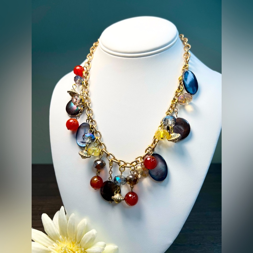 SINGLE STRAND BAUBLES NECKLACE